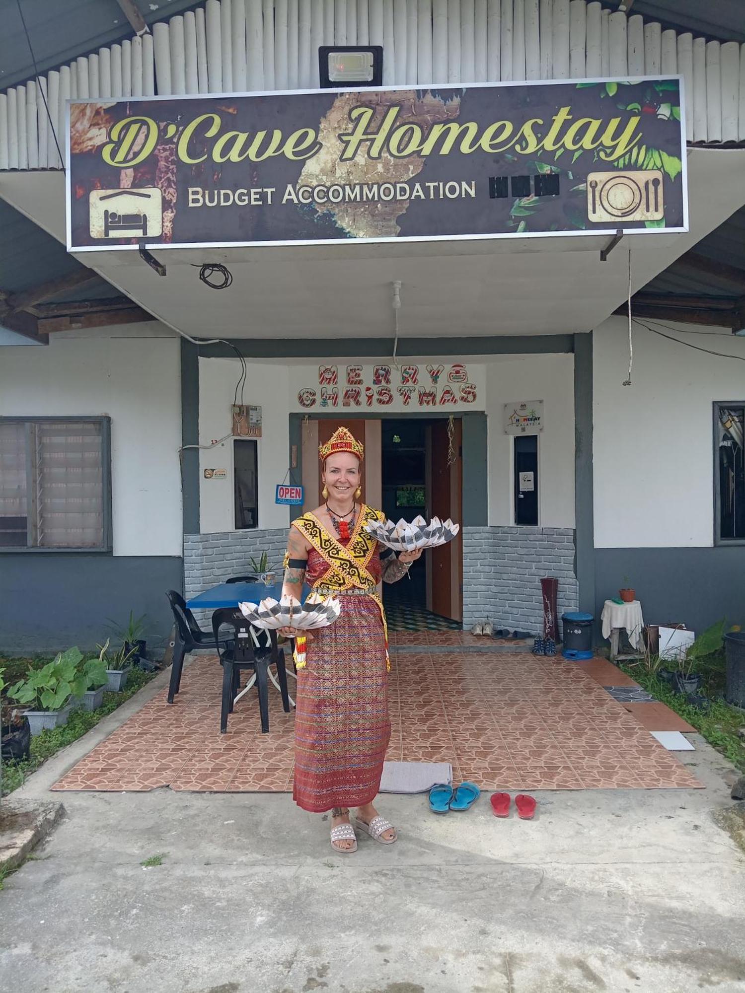 Mulu D Cave Homestay Extérieur photo
